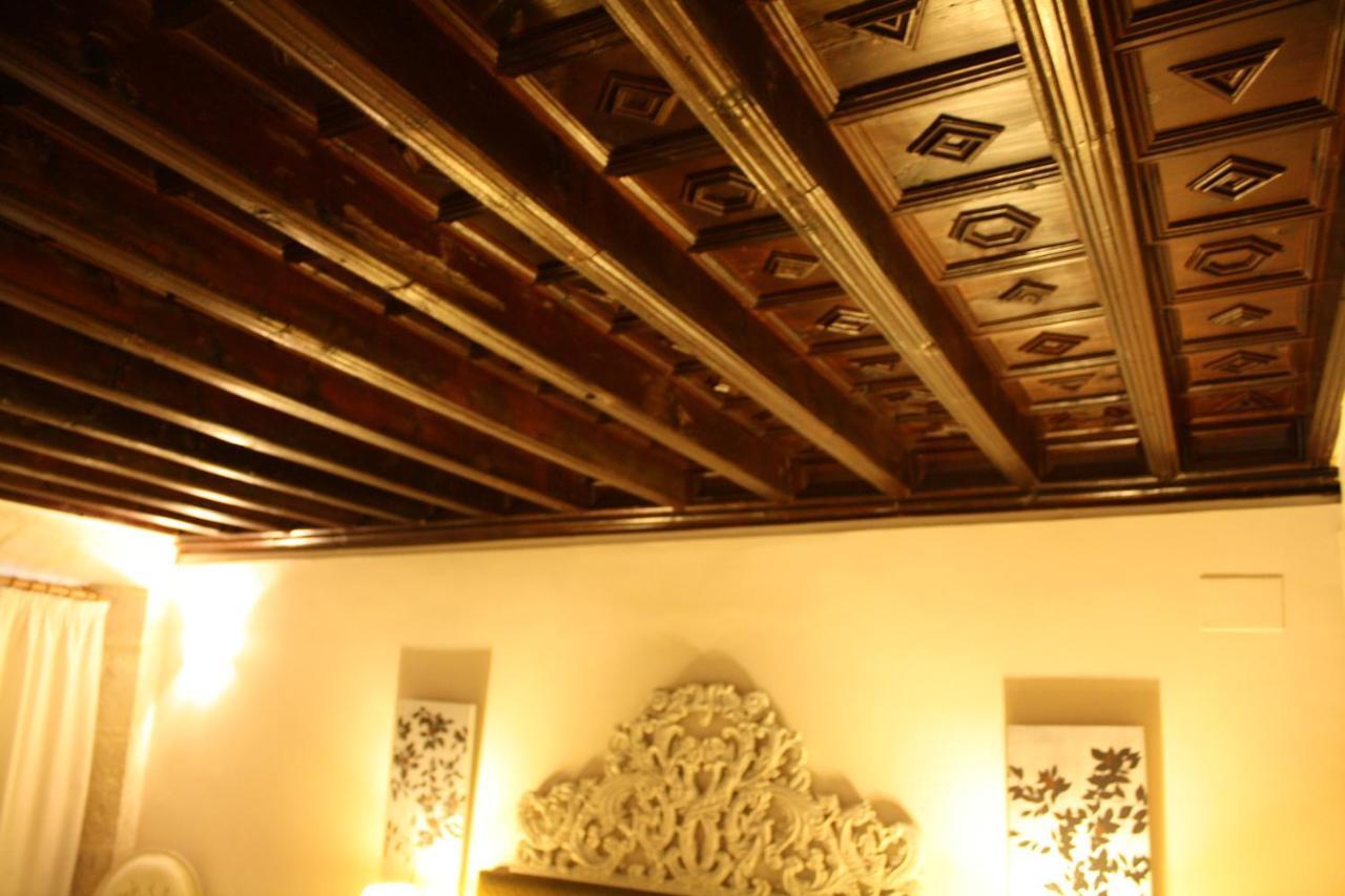 Palau Dels Osset 3*